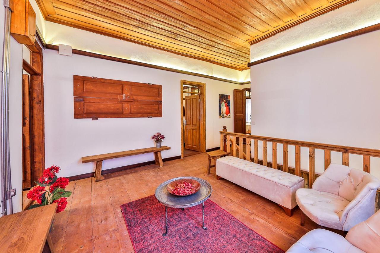 Ibrahim Serin Konagi Hotel Каш Екстериор снимка